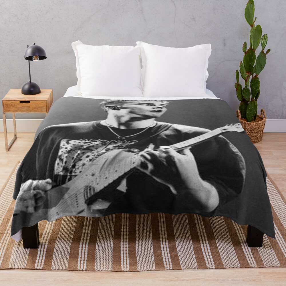 Sam Fender Vintage Collection Throw Blanket